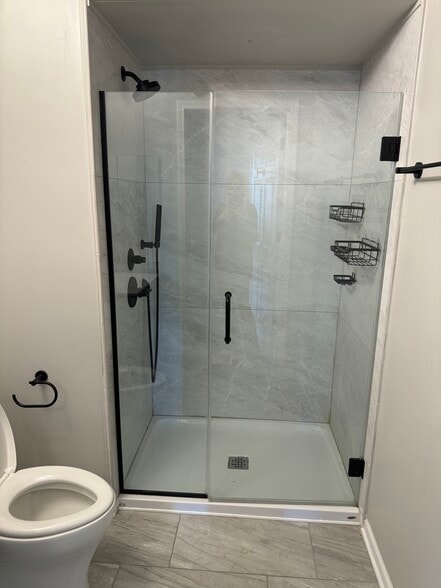 Building Photo - 345 N La Salle Dr