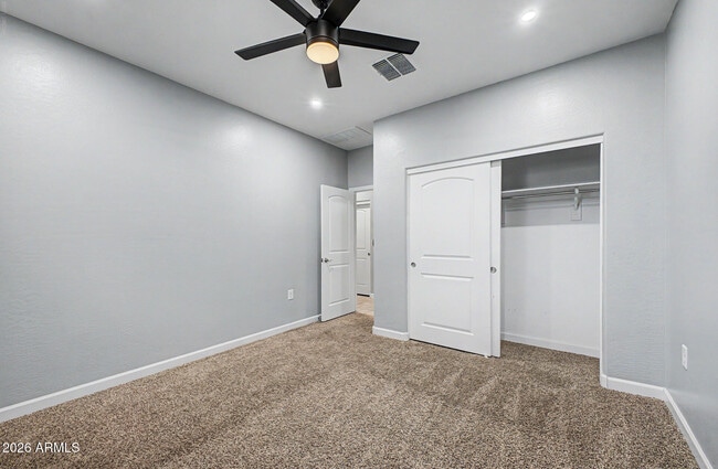 Building Photo - 30731 W Monterey Dr