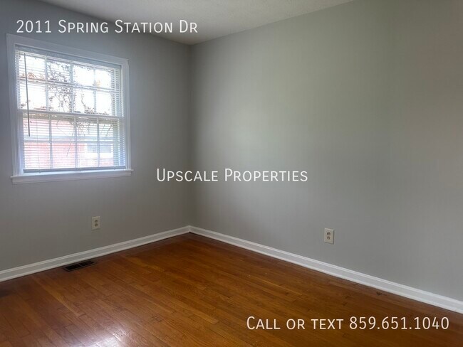 Building Photo - 2011 Spring Station Dr