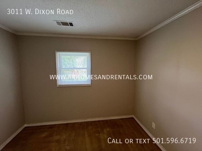 Building Photo - 3011 W Dixon Rd