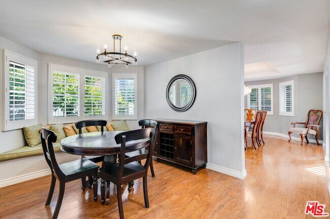 Building Photo - 3860 Cazador St