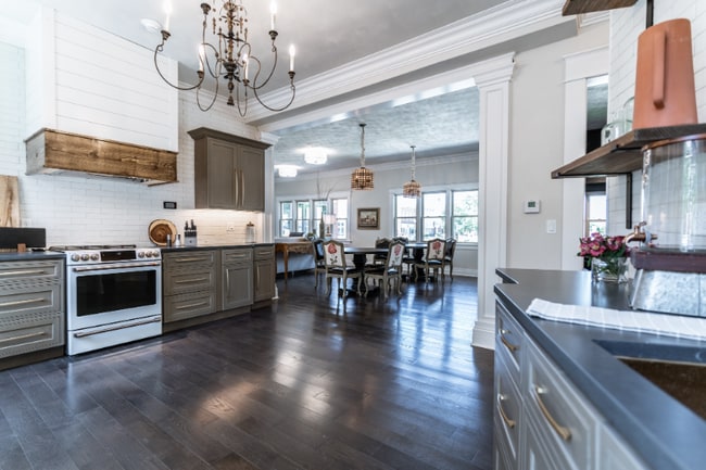 Building Photo - 101 N Rose St