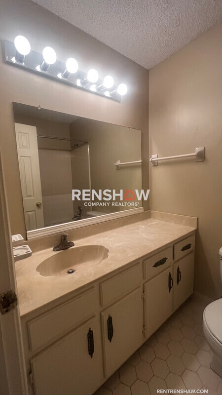 Building Photo - 3065 McVay Trail Dr