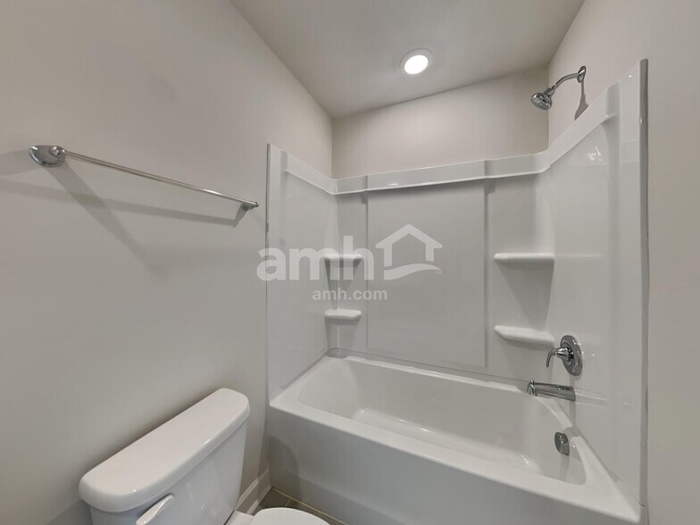 Building Photo - 542 Crowder Pl