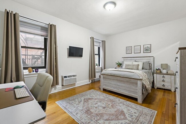 Building Photo - 1015 Washington St