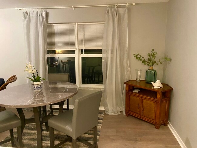 Building Photo - 1770 E Las Olas Blvd