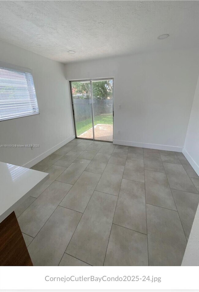 Building Photo - 20522 SW 92nd Pl