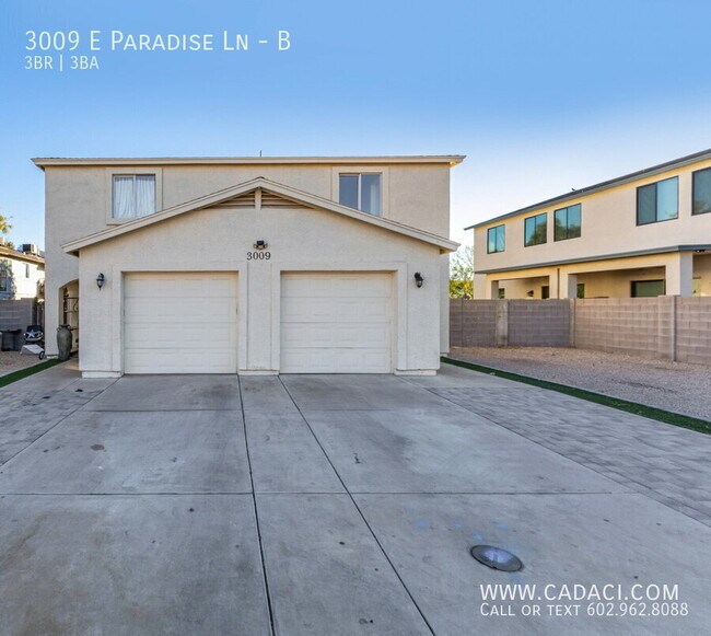 Building Photo - 3009 E Paradise Ln