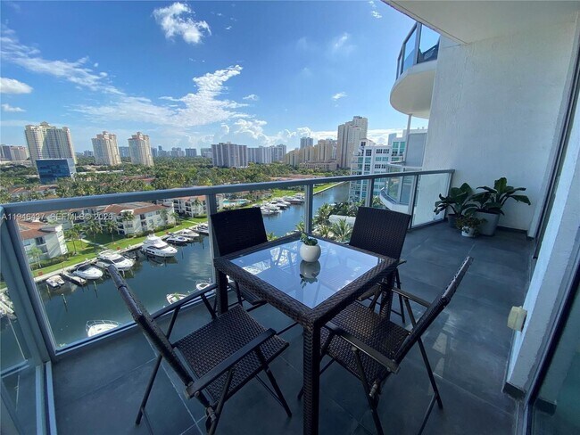 Building Photo - 3029 NE 188th St