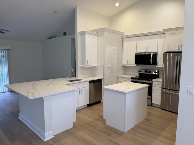 Building Photo - 14307 80th Ln N