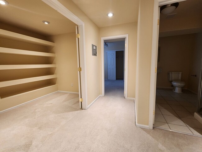 Building Photo - Great Saddle Rock Heights Home! 5 Bedroom ...