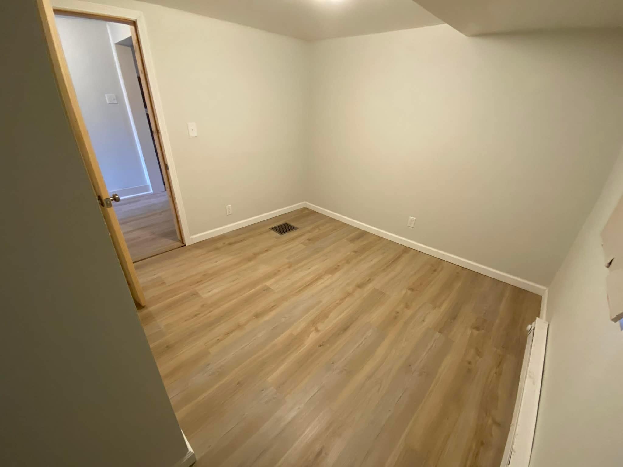 Building Photo - 49 Grove St