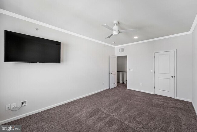 Building Photo - 24575 Rosebay Terrace