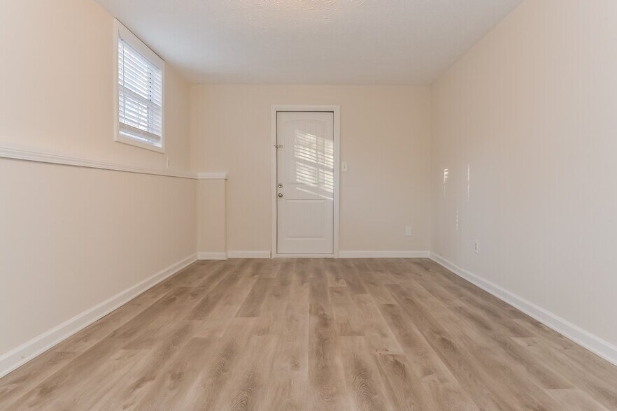 Building Photo - 357 Chase Marion Way