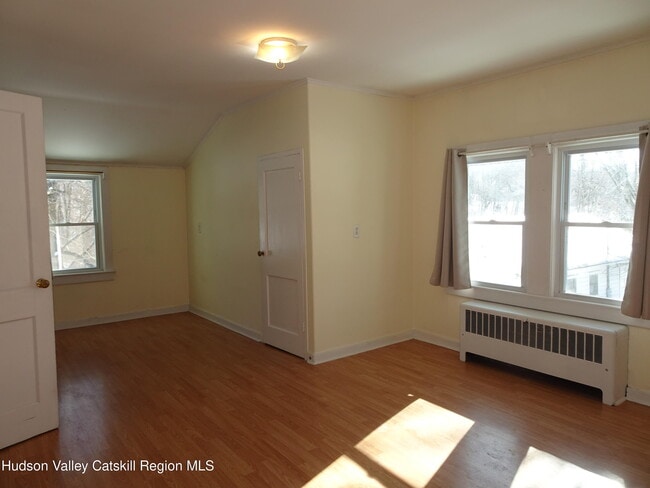 Building Photo - 963 Co Rte 19