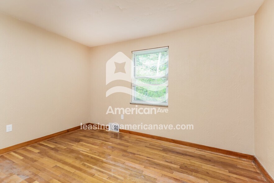 Building Photo - 65 W Bellecrest Ave