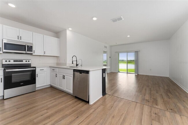 Building Photo - 1982 King Ranch St