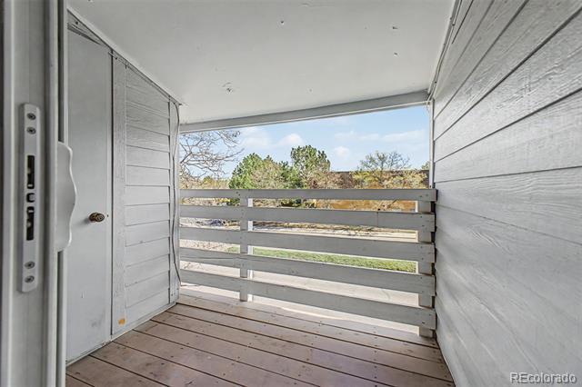 Building Photo - 7665 E Eastman Ave