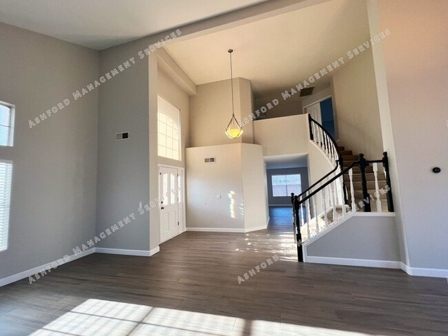 Building Photo - RAY RANCH 4 BEDROOMS 3 BATH WITH POOL AND SPA IN LARGE YARD