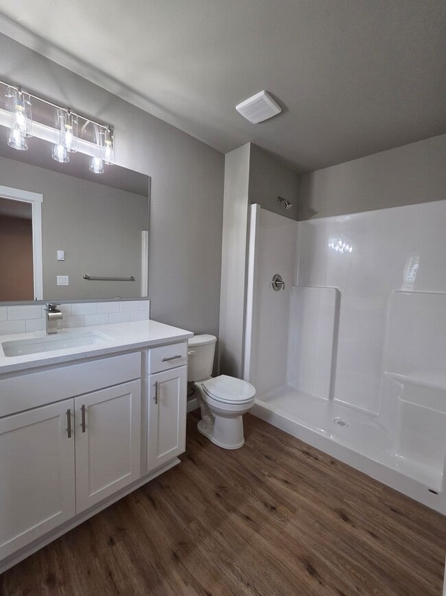 Building Photo - New Rental with Superior Features