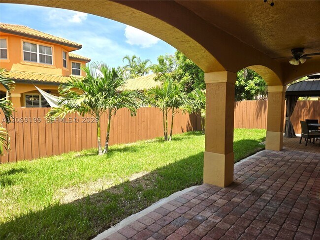 Building Photo - 3124 SW 154th Pl
