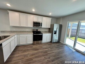Building Photo - 2560 Solon Ln