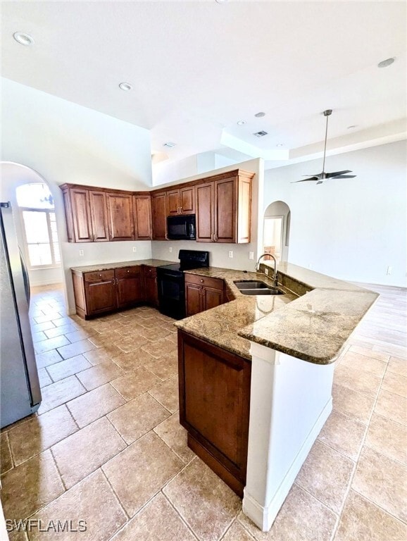 Building Photo - 27031 Edenrock Court