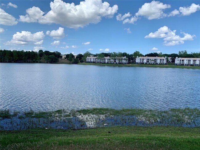 Building Photo - 1065 S Hiawassee Rd