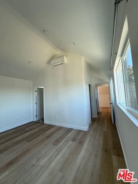 Building Photo - 6506 W 83rd St