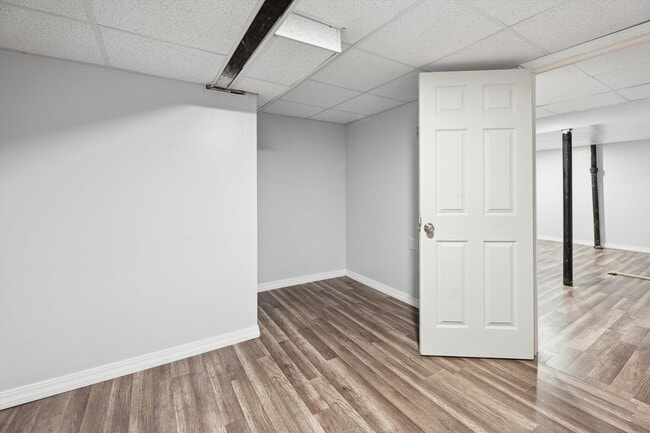 Building Photo - Move-In Ready 4 bedroom, 3 bathroom Home i...