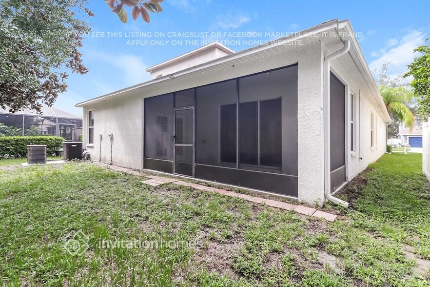 Building Photo - 15833 Pond Rush Ct
