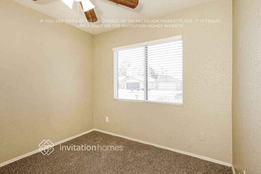 Building Photo - 10436 W Granada Rd