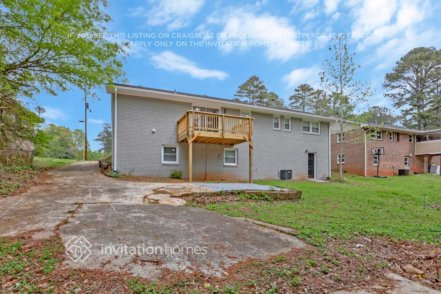 Building Photo - 567 San Pablo Dr