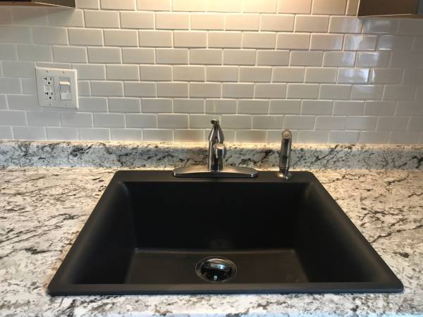 Building Photo - 669 Englewood Avenue