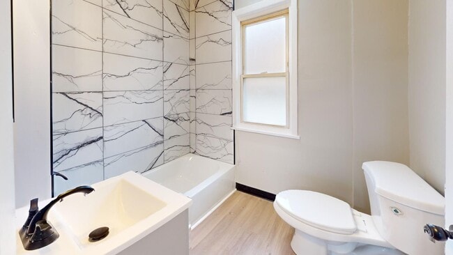 Building Photo - Old Brooklyn Area - 3 Bedroom Single Famil...