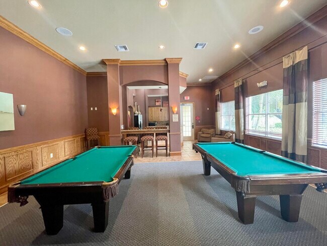 Building Photo - 6511 Emerald Dunes Dr