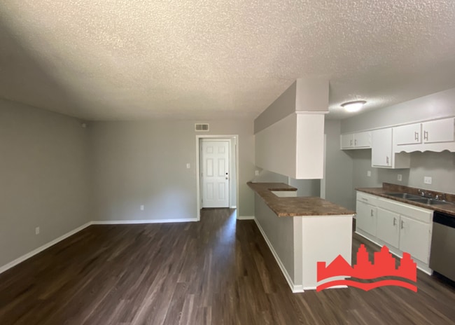 Building Photo - 3879 Pinbranch Ct