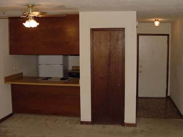 Interior Photo - Bentwood Village