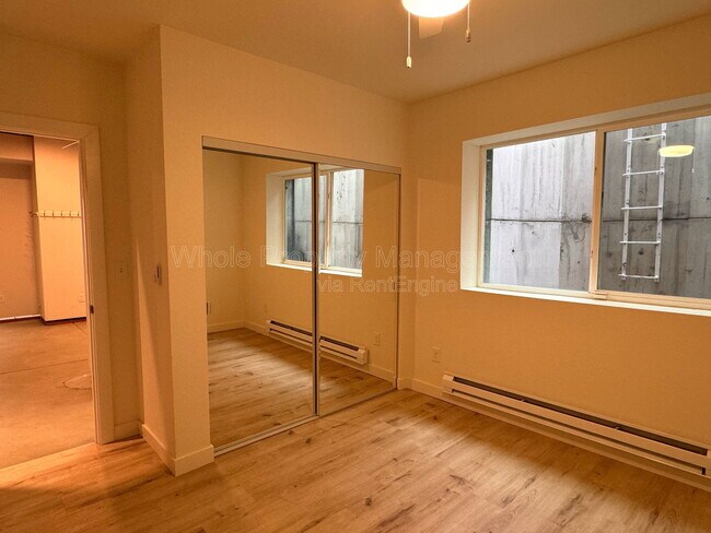 Building Photo - 6771 Larsh Dr