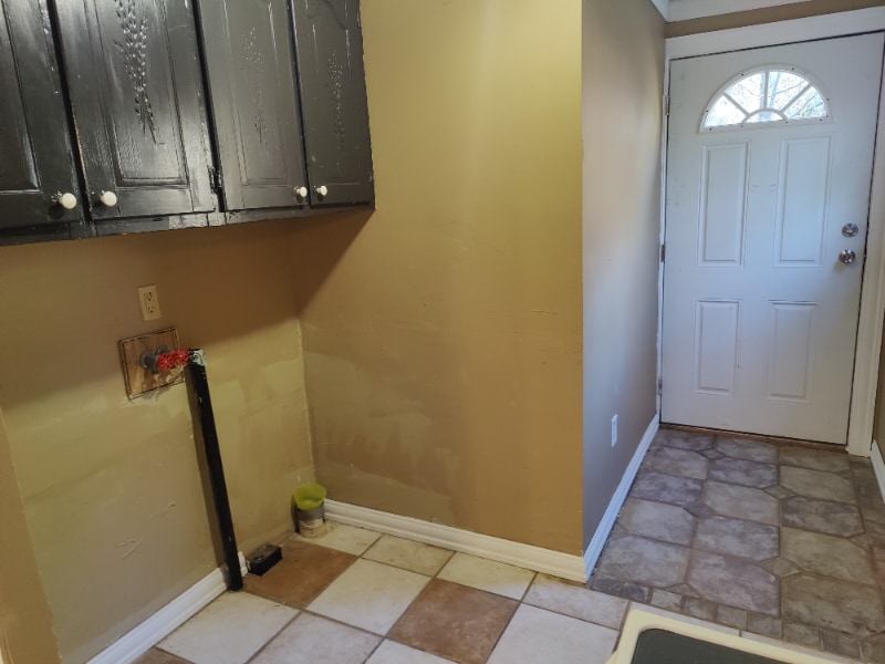 Building Photo - 136 Bunny Trail