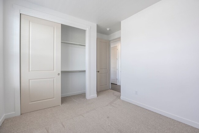 Building Photo - 2526 N 3670 W