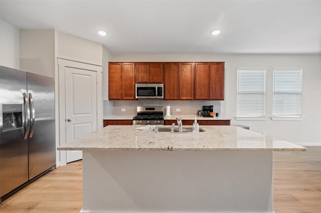 Building Photo - 4237 Red Cedar Ring Ln