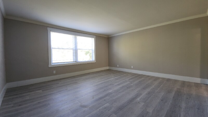 Building Photo - 803 Westwood Dr