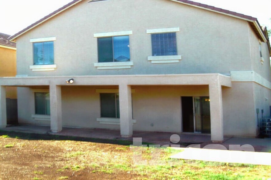 Building Photo - 7044 W Branham Ln