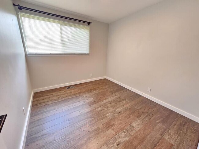 Building Photo - 2809 Banbury Rd