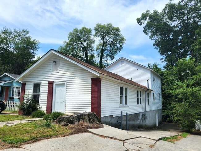Building Photo - 1206 Francis St NW
