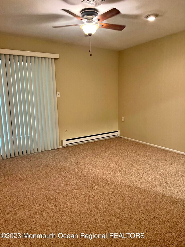 Building Photo - 143 Cross Slope Ct