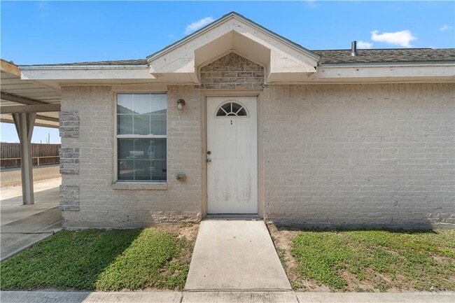 Building Photo - 705 O Hare Dr