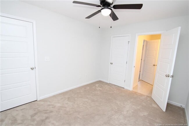 Building Photo - 1245 Russet Ln