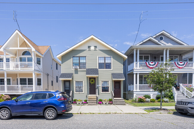 Building Photo - 2936 Asbury Ave